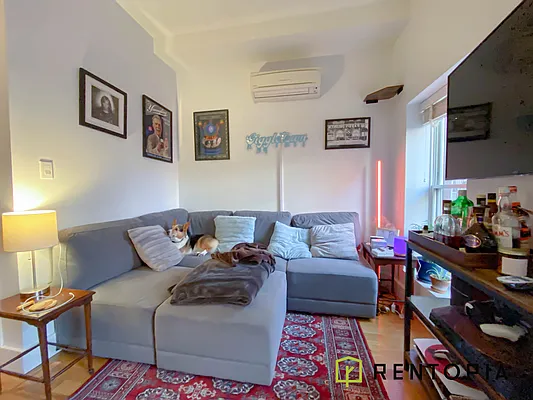 Rented by Rentopia | media 9