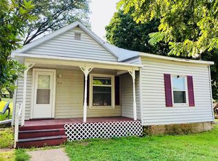 512 N Division St, Stuart, IA 50250