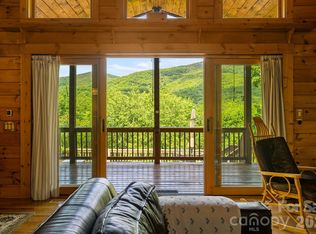 642 Scenic View Rd, Maggie Valley, NC 28751