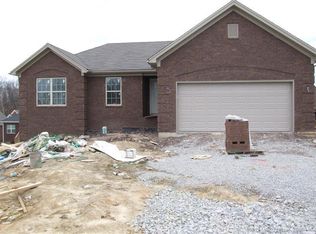 2233 Morning Glory Dr, Sellersburg, IN 47172