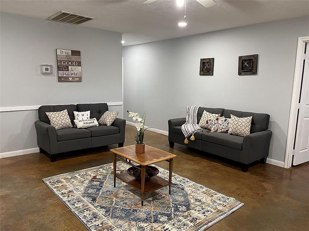 20891 Pine Island Rd, Hempstead, TX 77445 | Zillow