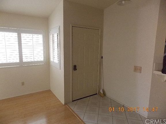 3rd image of 27520 Calle Ladera