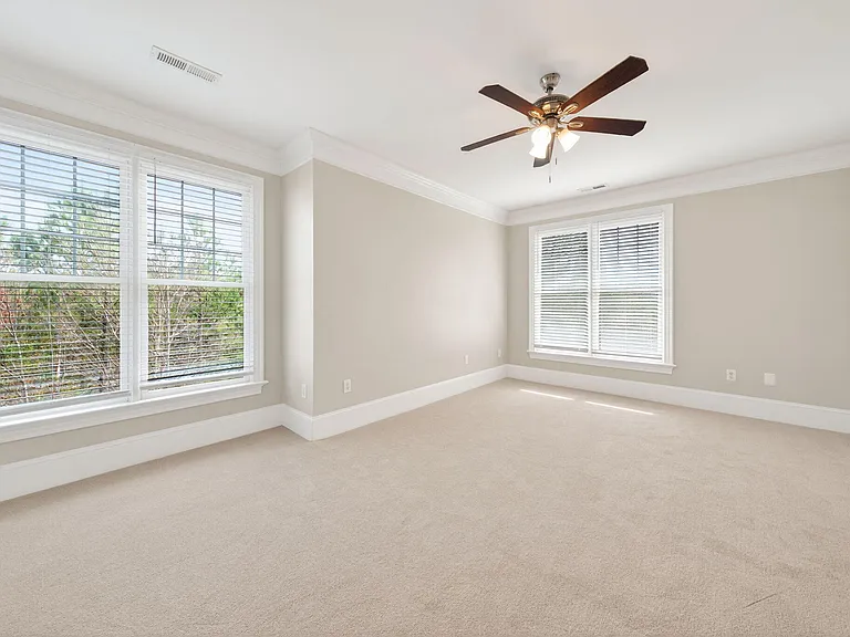 423 Waterford Lake Dr — Photo 34