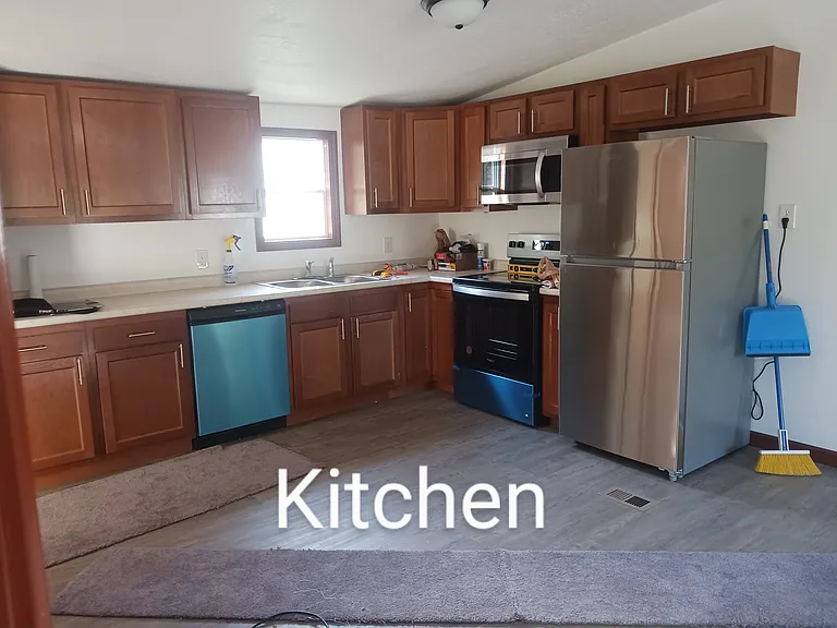 913 Goddard Ave #1 — Photo 5