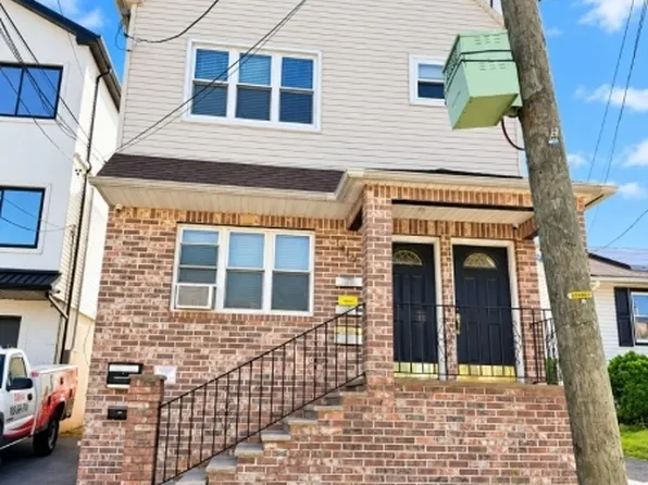 1112 Virginia St, Elizabeth City, NJ 07201