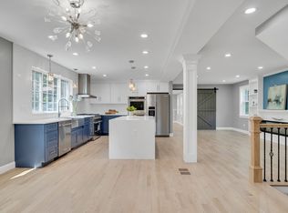 8 Slayton Rd, Melrose, MA 02176