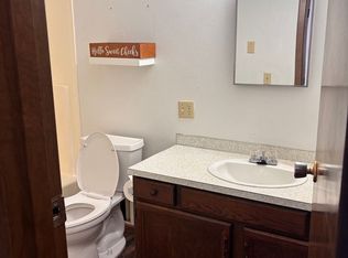 201 1st Ave NE, Mandan, ND 58554