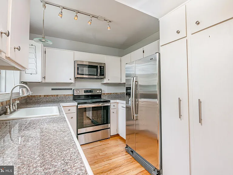 3520 39th St NW #A655 — Photo 9