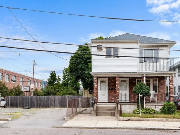 131 Yale St #1, Medford, MA 02155