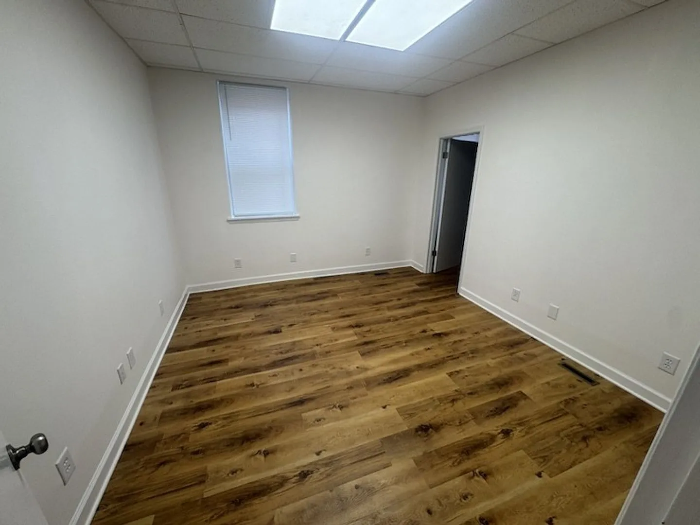Pearisburg Office Commercial Property — Photo 4