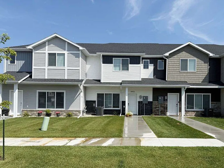 Valley View Town Homes
