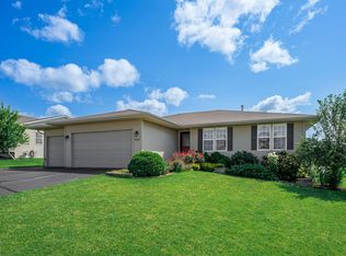 4629 Pagoda Dr, Loves Park, IL 61111