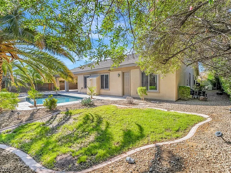 3694 Cameron Paul Ct — Photo 4