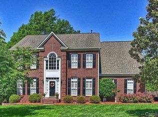 5101 Cinnamon Dr, Matthews, NC 28104