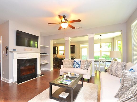 2nd image of 5184 Whiteoak Ave