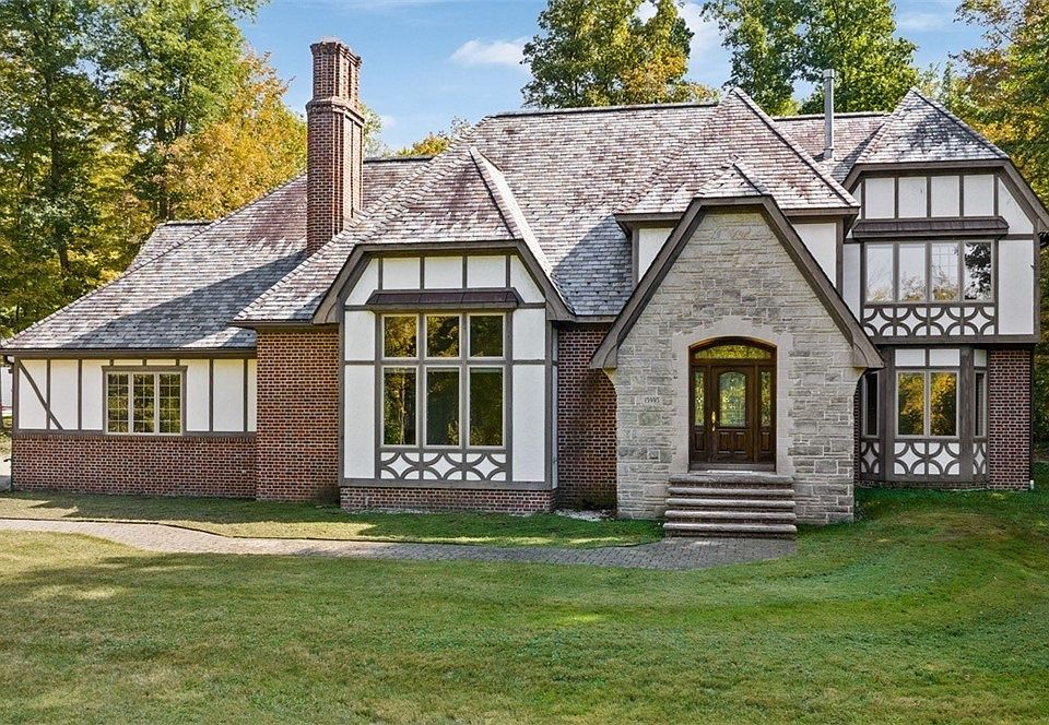 15885 Messenger Rd, Chagrin Falls, OH 44023 Zillow