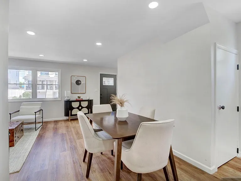 120 Alabama Ave #1 — Photo 3