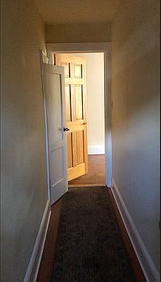 4th image of 2371 Crescent St Floor 1