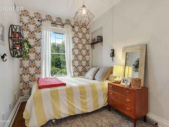 5th image of 695 Degraw St #1