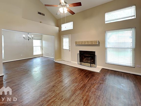 2nd image of 11702 Brettwood Cir