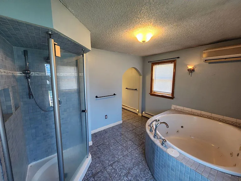 17 Barnet Ave — Photo 8