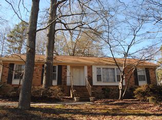 1301 Castlegate St, Gastonia, NC 28054
