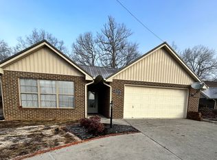 153 Oakleaf Cir, Jefferson City, TN 37760