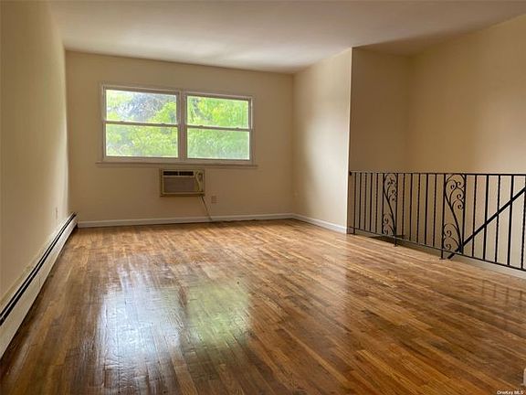 3rd image of 209-11 41st Ave #2