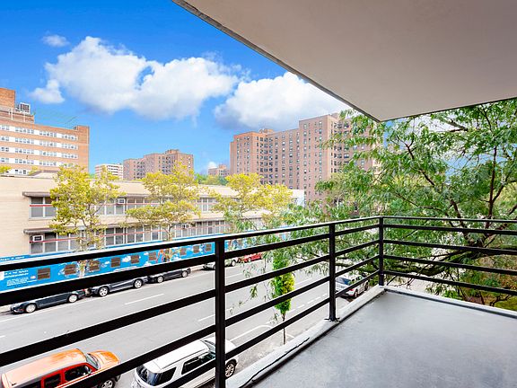 3rd image of 40 W 135th St APT 6E
