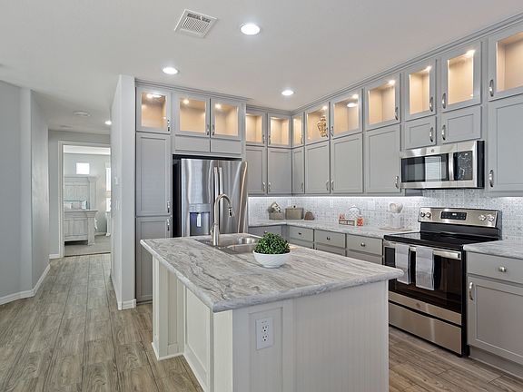 3rd image of 312 E Oneil Dr #131