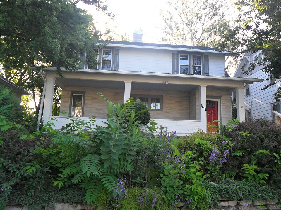 1st image of 1804 Isabella St