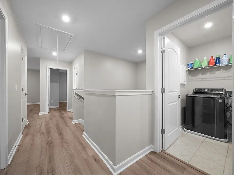 138 Millbrook Dr — Photo 8