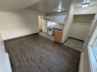 2403 Eureka St #4W-14, Anchorage, AK 99503