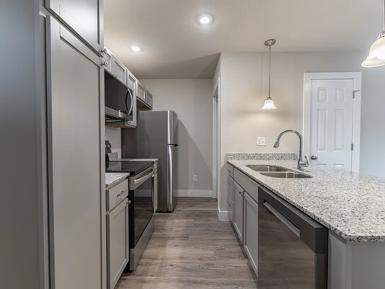 1374 N Porter Rd — Photo 4