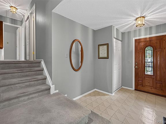 3rd image of 633 S Everett Street