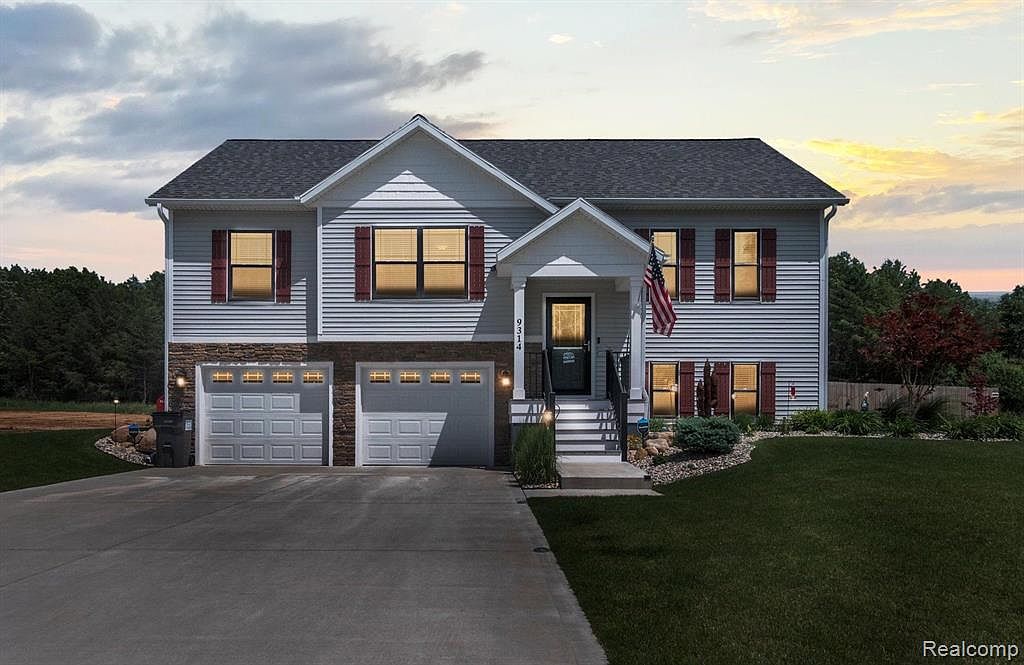 9314 Pauline St, Montague, MI 49437 Zillow