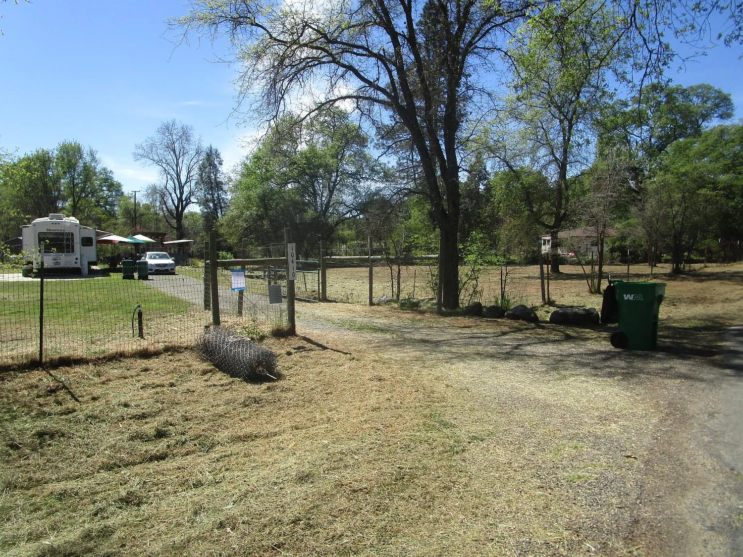 10410 Valley Dr photo 1