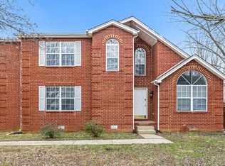 705 Rocky Ridge Cir, La Vergne, TN 37086