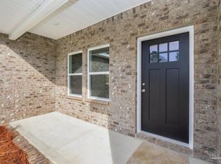 296 Park Ln, Crestview, FL 32536