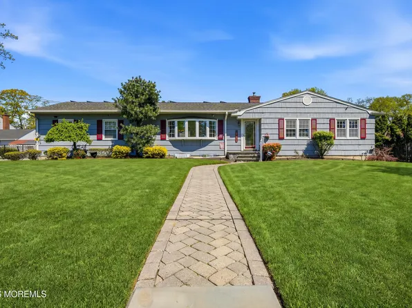 1903 Holbrook Street, Oakhurst, NJ 07755