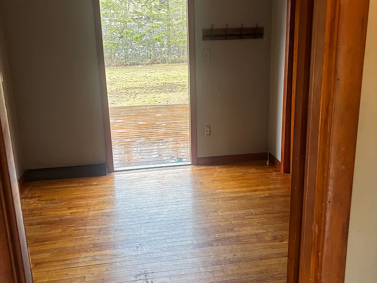 411 Concord Ave — Photo 6