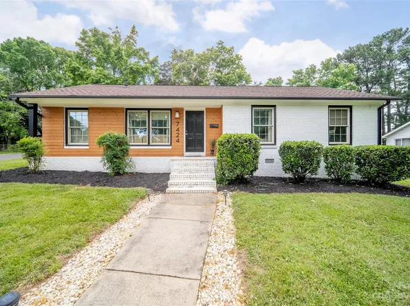 7424 Thorncliff Dr, Charlotte, NC 28210