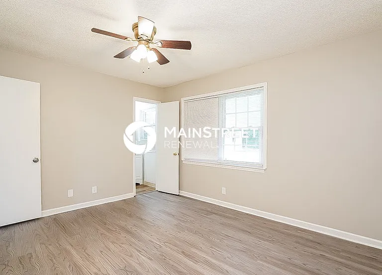4336 Central Valley Dr — Photo 4