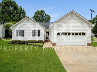 100 Flagstone Dr, Easley, SC 29642