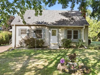 2811 Centerville Rd, Little Canada, MN, 55117