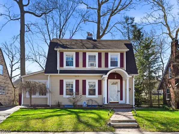 528 Wyndham Rd, Teaneck Twp., NJ 07666