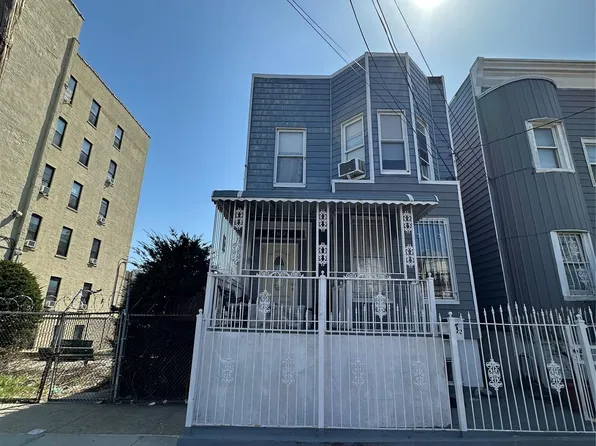 1162 W Farms Road, Bronx, NY 10459
