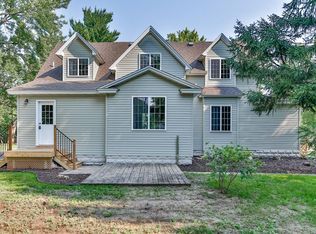 39070 8th Ave, North Branch, MN 55056