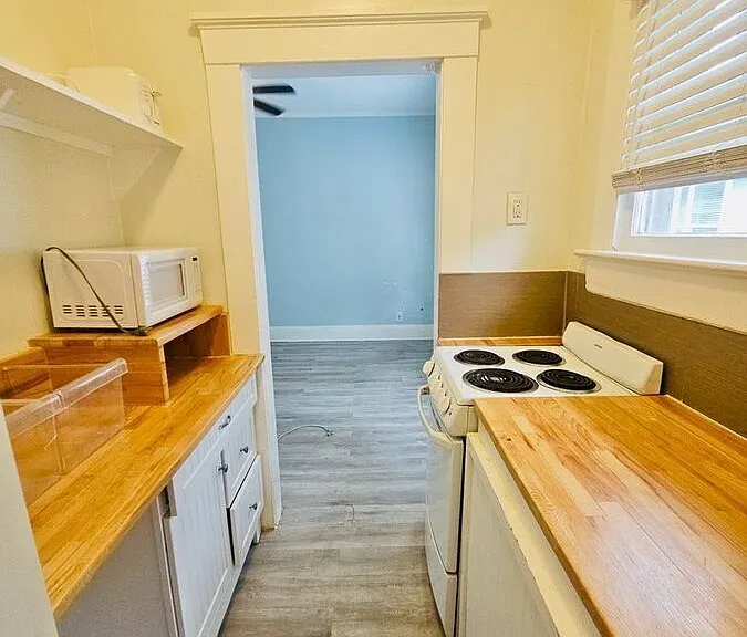 2301 N Jefferson St #3 — Photo 12