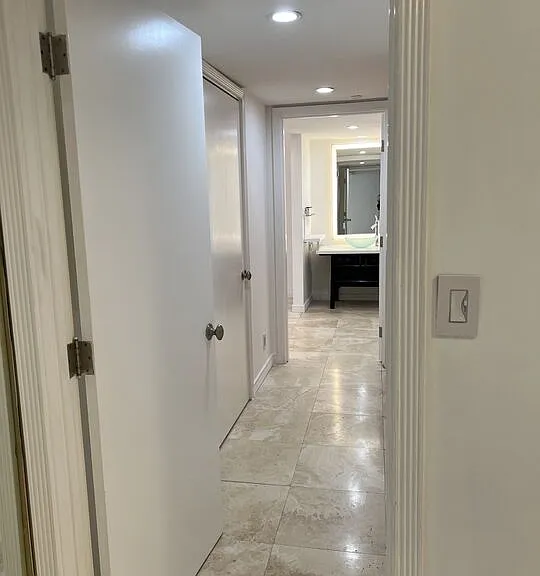10535 Wilshire Blvd #D4 — Photo 11